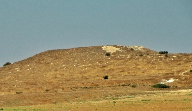 Mareshah was destroyed by Sennacherib. Mareshah was destroyed by Sennacherib in 701 B.C. to fulfill a prophecy by Micah.