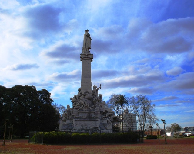 Cristoforo Colombo looks out over the Rio de la Plata in Buenos Aires.