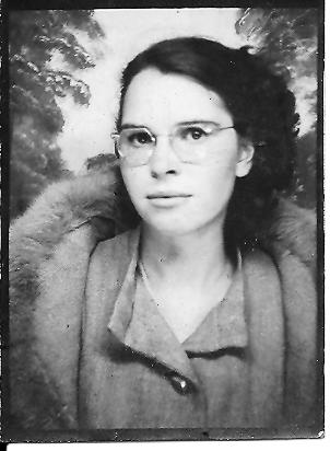 Grandma - Photo Booth Picture - 1930's Photo Booth Pictures - Old-Time Photography