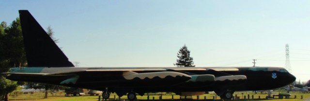 Boeing B52 Bomber - Stratofortress - Largest Jet Bomber