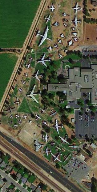 Google Maps - SR-71 - Castel Air Museum - Atwater California