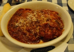 Italianni's Mexico City - Italian Food in Mexico - Italian Restaurant - Mexican Restaurant - Lasagna - Large Portion of Food