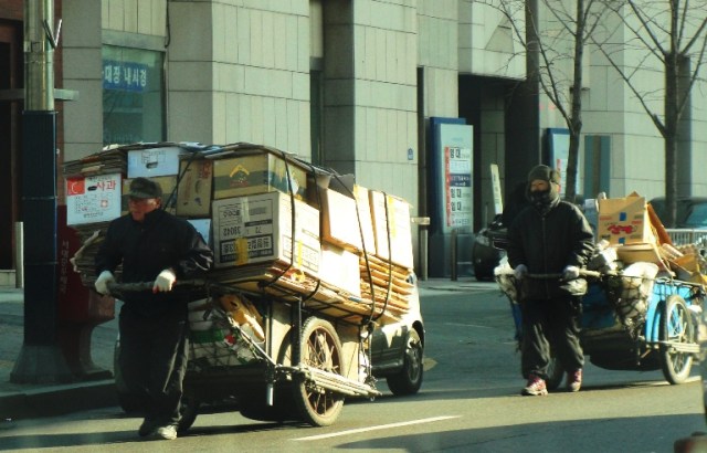 Recycle wagons - Manpowered carts - Cold Korea