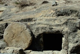 Tomb with rolling stone - Tomb in Israel - Ressurection - Easter Sunday - Vacation in Israel