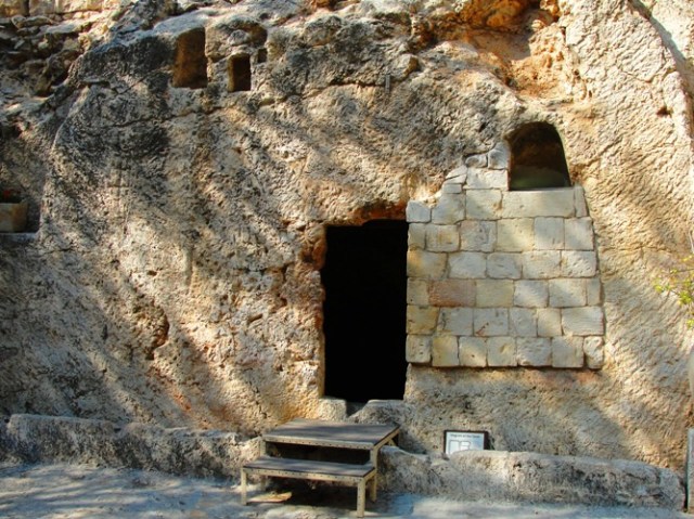 Garden Tomb - Jerusalem - Rock Hewn Tomb - Ressurection - Easter 