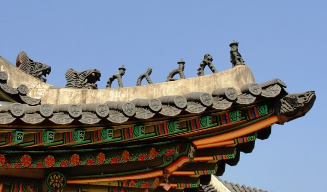 Japsang - earthenware rooftop figures - Joseon Dynasty - Journey to the West - Seoul - South Korea