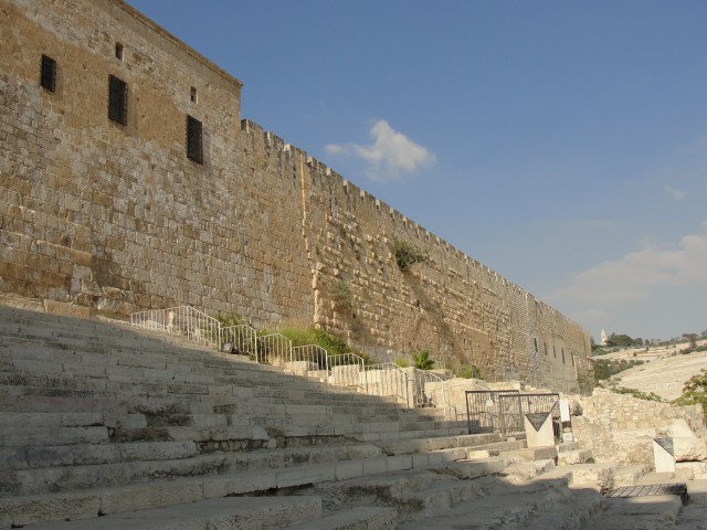 South Stairs to Temple Mount - Jerusalem - Pentecost Sermon Location? - Temple Mount