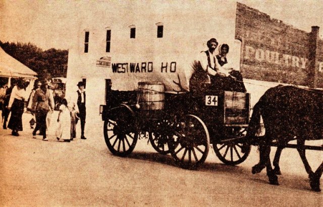 Popcorn Festival Float - Hamburg, Iowa - Popcorn Days - 1962 - Inter-State Nurseries