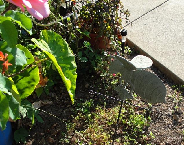Big Metal Bumblebee - Garden Art - Bumblebee - Weather Vane 