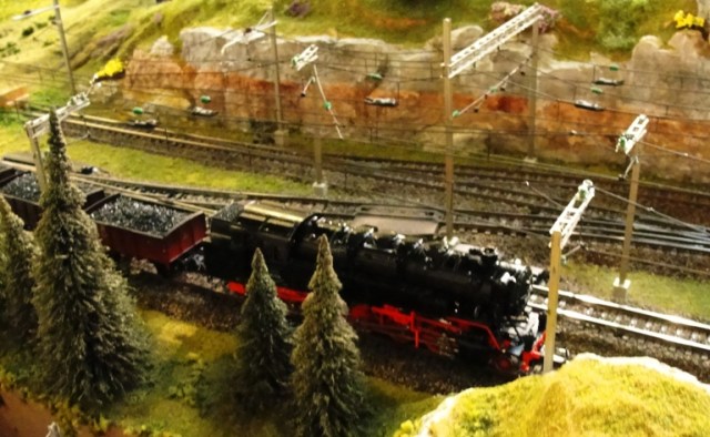 Tracy, California - Tracy Historic Museum - Tank Town - European Train Enthusiasts - Model Train Layout - Mural