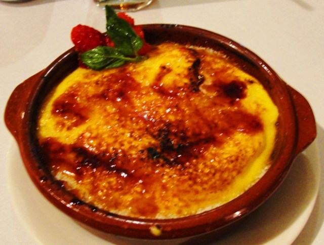 crème brûlée - Custard - Creme Brulee - Noches de Flamenco - Spanish Restaurant - Mexico City