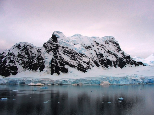 Paradise Bay Antarctica - Ice and Snow in Antarctica - Antarctica rock reflection