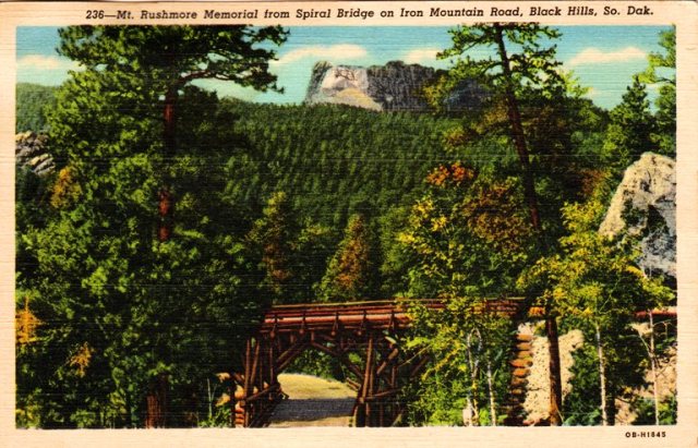 Mount Rushmore Memorial - Spiral Bridge - Iron Mountain Road - Black Hills - South Dakota 
