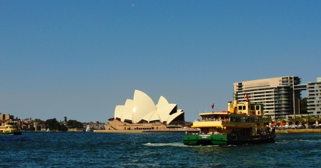 Sydney Harbour - Sydney Opera House - Sydney Ferries - Australia