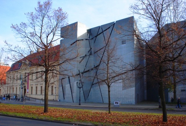 Jewish Museum Berlin - Daniel Libeskind - Yom HaShoah - Architecture
