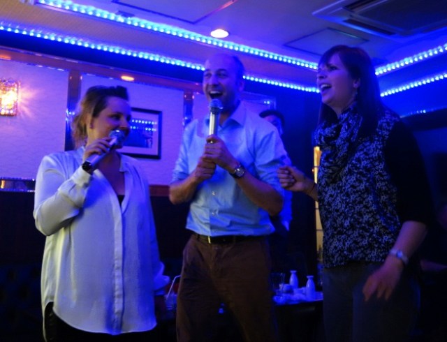 Karaoke Trio - Japanese Karaoke Box - Singing group