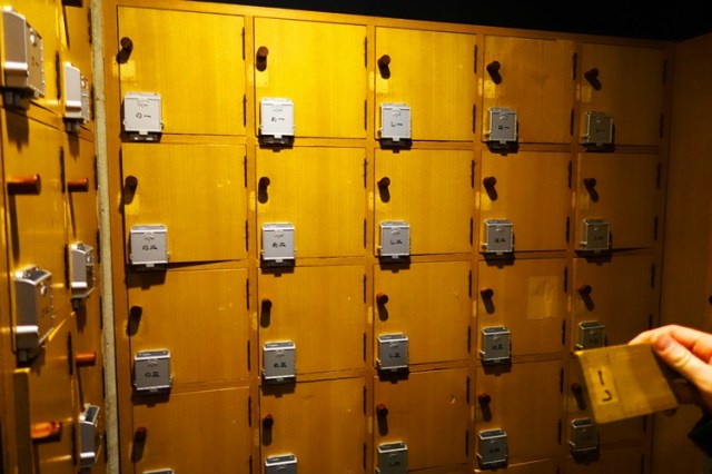 Shoe Locker - Japanese Shoe Locker - Locker Key - Wooden Locker Key - Japanese Characters
