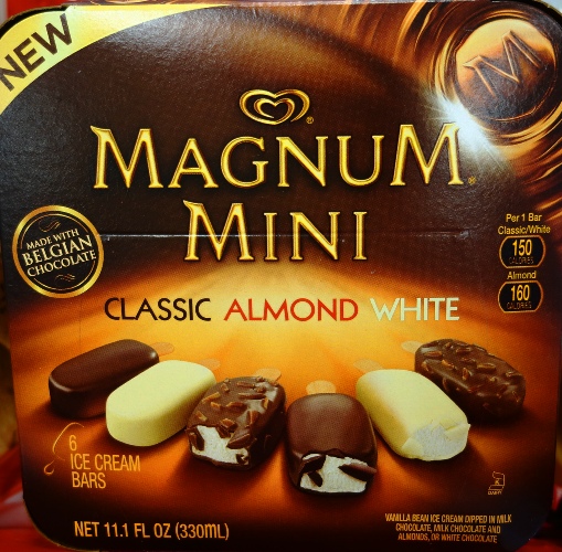 Magnum Mini, Ice Cream, Chocolate Covered Icecream, Classic Magnum, White chocolate