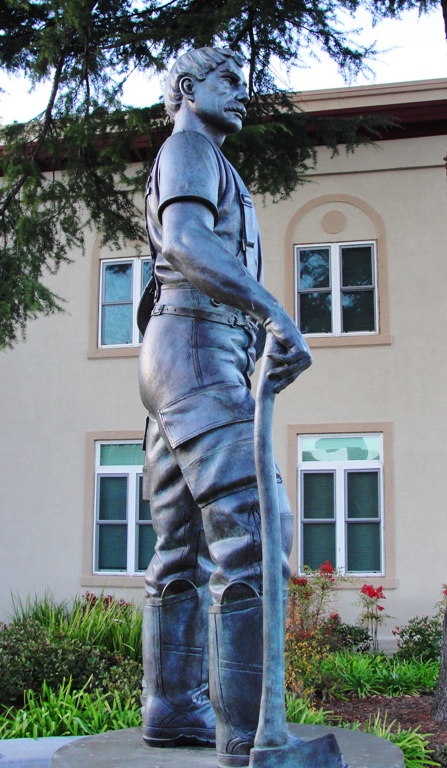 Firefighter Statue, Tracy, California, Lawrence Noble