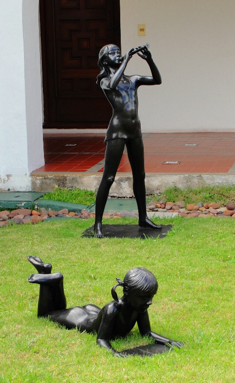 Recorder Player, John Robinson, Punta del Este, Uruguay, Museo Ralli, Sculpture