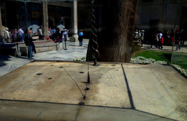 Sundial Surface, Topkapi Sarayi Museum, Istanbul, Turkey, Time Change
