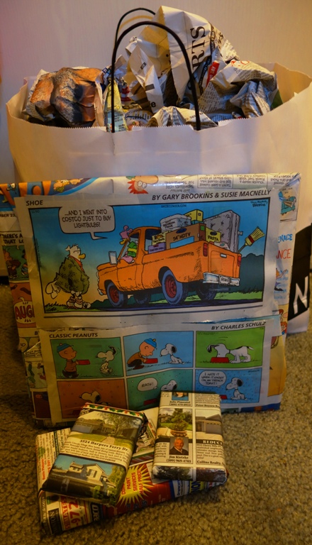 Gift Memories, Comics Wrapping Paper, Gag Gift, Large Packaging, Small Gift