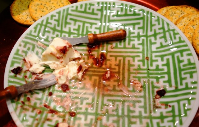 Finger Foods, Cherry Pepper Sauce, New Year's Party, Crackers and Cream Cheese