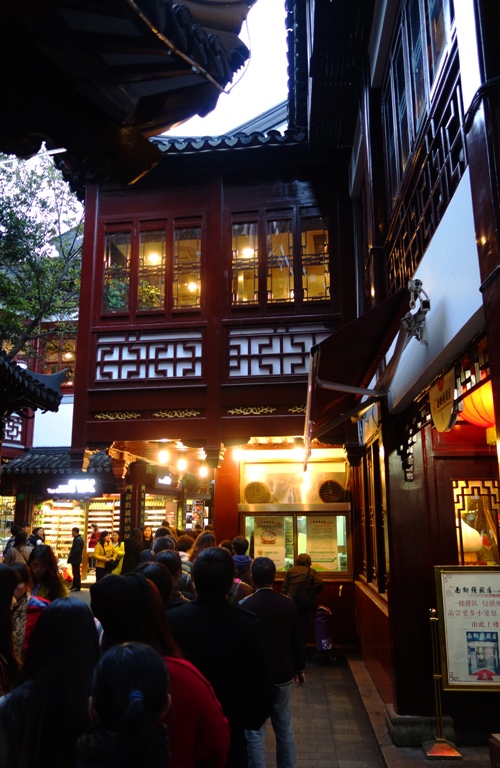 Nanxiang Mantou Dian, Dumplings, Pork dumplings, Yu Yuan Garden, Shanghai