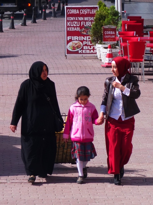 Three Generations, Turkey, Contrasts, Clothing Styles, Generation Gap