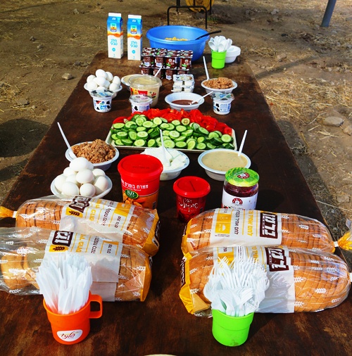Breakfast, Dig, Archaeology, Lachish, Achaeological Dig, Cucumbers, Cereal