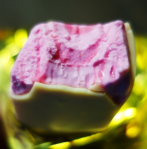 Magnum Bar, Strawberry Ice Cream Bar, White Chocolate, Magnum