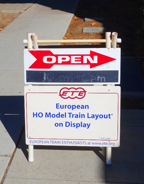 Model Train Layout, HO Scale, European Train Enthusiasts