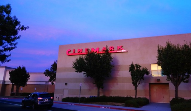 Cinemark Theater, Tracy, California, Finding Noah