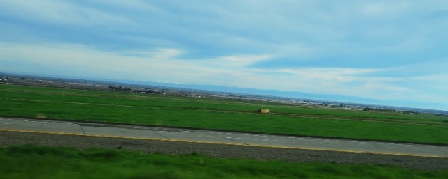 Sierra Mountain Range, Mountains, Snow Covered mountains, Great Valley