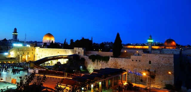 Temple Mount, Western Wall, Beginning of Sabbath