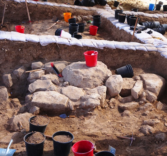 Tell Lachish, Pottery Buckets, colorful buckets, archaeology