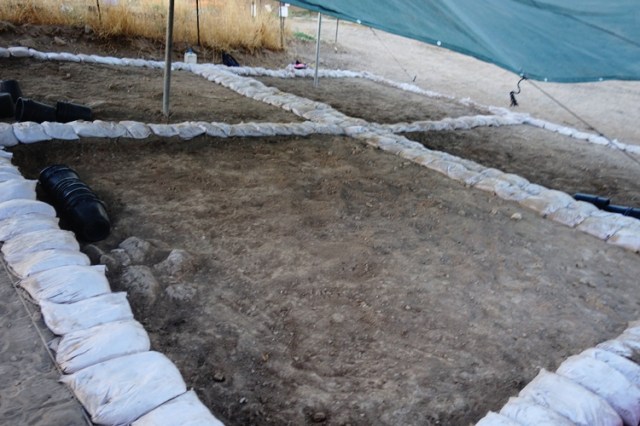 grid, four squares, archaeology, tel lachish, dig