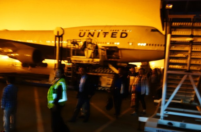 Remote Deplaning, Shanghai, Pudong Airport, Early Morning Arrival