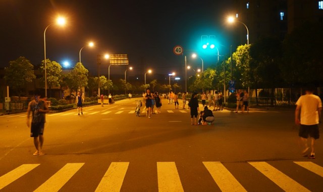 Shanghai, Pudong, Closed Street, Street Life in China, Evening Walk