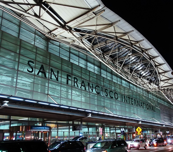 San Francisco Airport, Flight to SYD, SFO