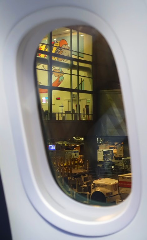 787 windows, Boeing 787, large airline windows