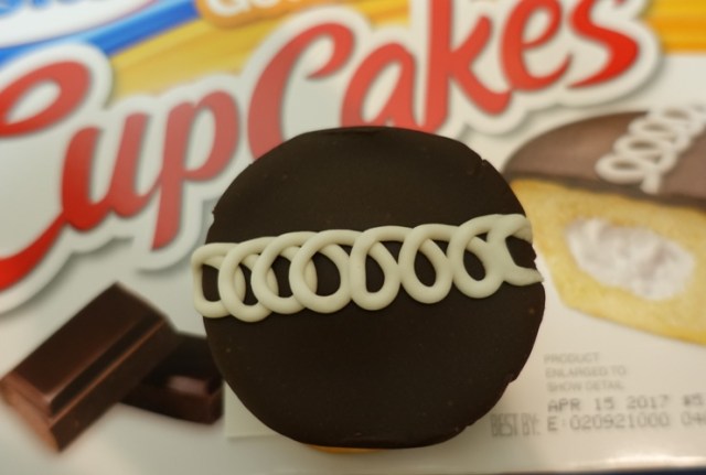 Golden Chocolate, White Squiggle, CupCake Varieties, Hostess, Golden CupCakes