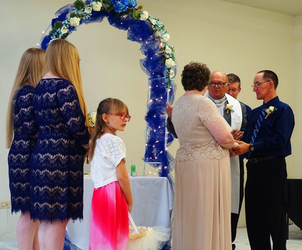 Wedding, twins, wedding party, Missouri Wedding