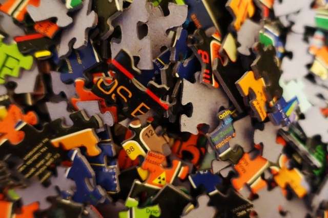 Puzzle pieces, edge pieces, puzzles, doing a puzzle