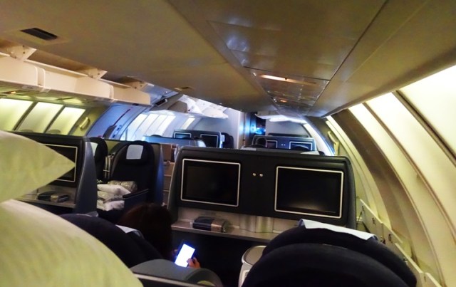 747 Upper Deck, Lay Flat, Individual Screens