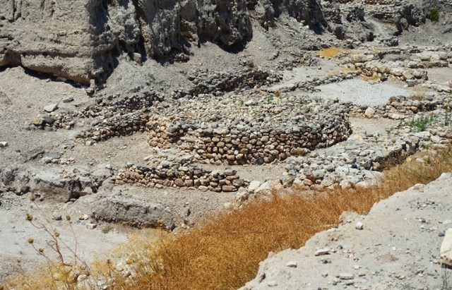 Tel Megiddo, Cannanite Altar