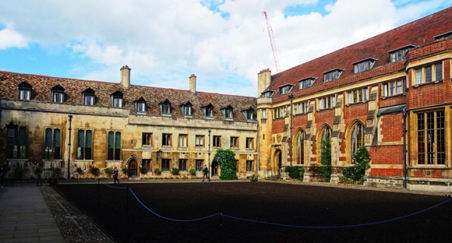 Pembroke College, Cambridge, Roger Williams