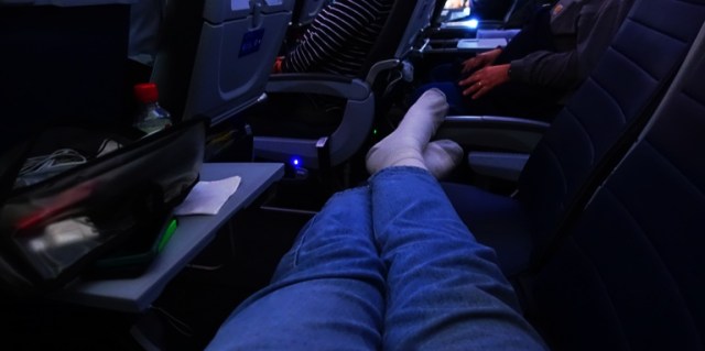 full row, united airlines, frequent flyer, plenty of room