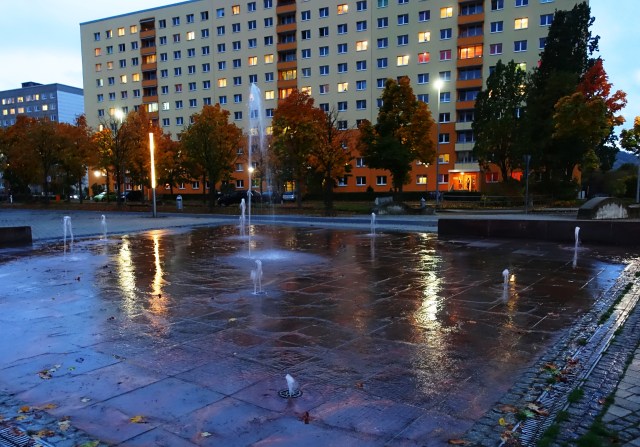 Fountain in rain, Jena, Lobeda