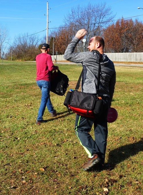 Disc Golf, Disc Carriers, golfing, Black Friday